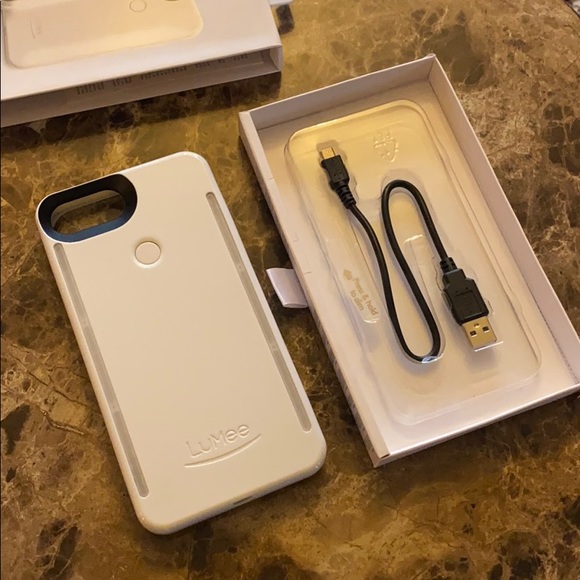 Lumee case - Picture 3 of 5